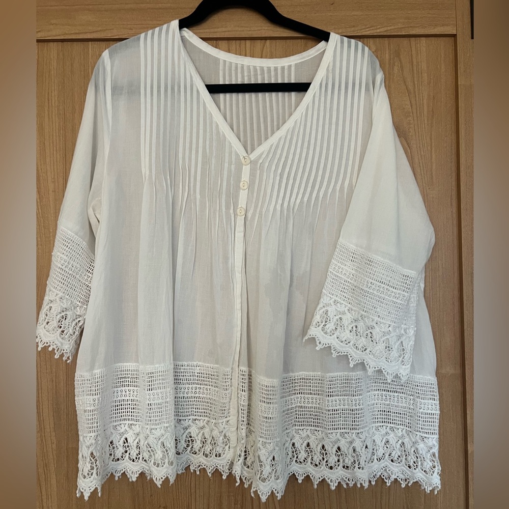 Elegant White Lace Trim Blouse